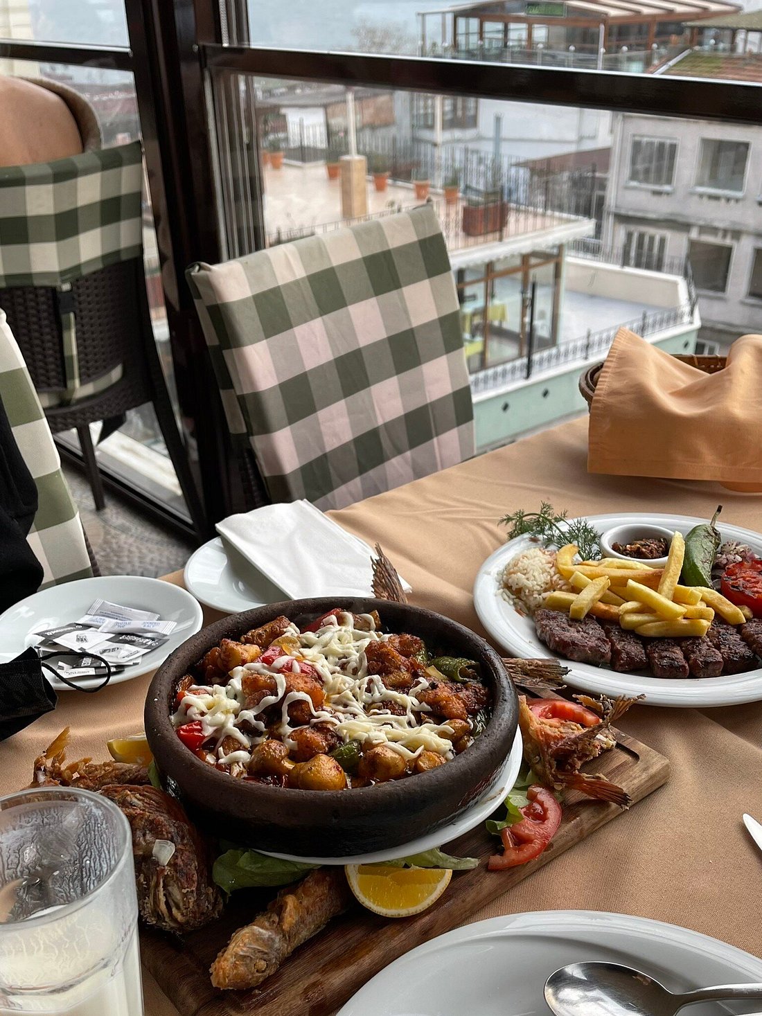 مطعم سفن هيلز إسطنبول