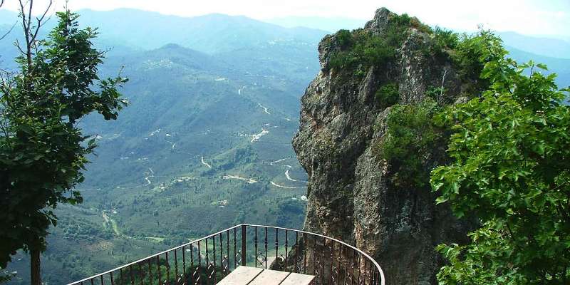 رحلة حيدر نبي ومغارة تشال